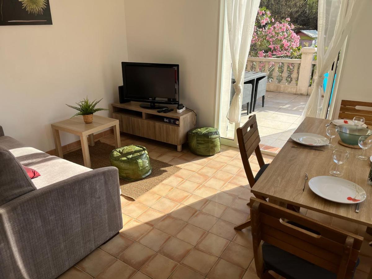 La Casa Calanquaise - A 250m Accessible A Pied - T2 Spacieux Independant - Terrasse Ombragee Apartment Ensues-la-Redonne