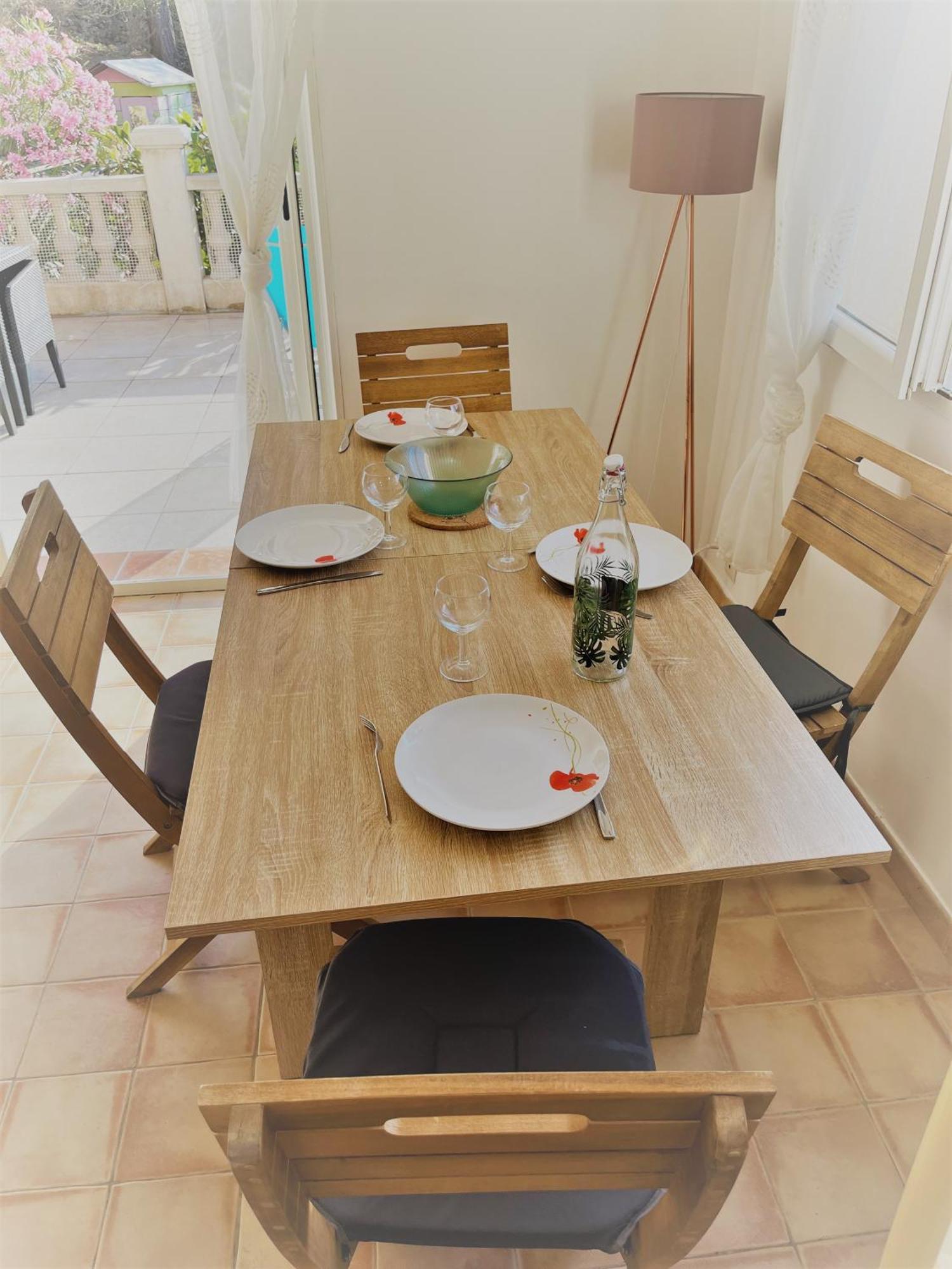 Apartment La Casa Calanquaise - A 250m Accessible A Pied - T2 Spacieux Independant - Terrasse Ombragee Ensues-la-Redonne